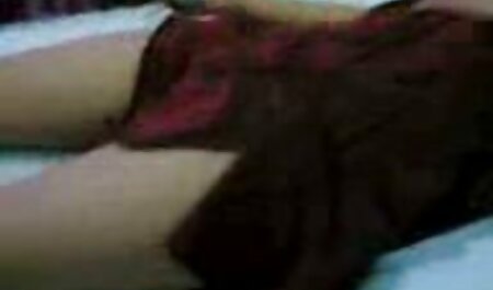 Milf با مشاعره بزرگ لوکس خودش كليپ سكسي افغاني را مقدم می زند
