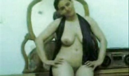 بلوند فلم سیکس هزارگی زیبا از blowjob بسیار جذاب است