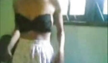 معشوقه فیلم سیکس هزارگی در جوراب زن رابطه جنسی با دوجنسگرا دارد