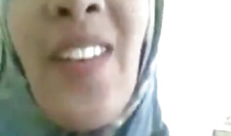 یک شاعر لزبین با دوست دختر روی صورتش نشسته سکس افغانی بکن بکن است